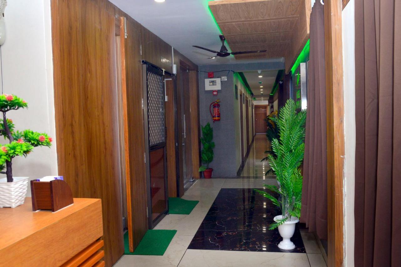 Hotel Asopalav Gandhinagar Ngoại thất bức ảnh